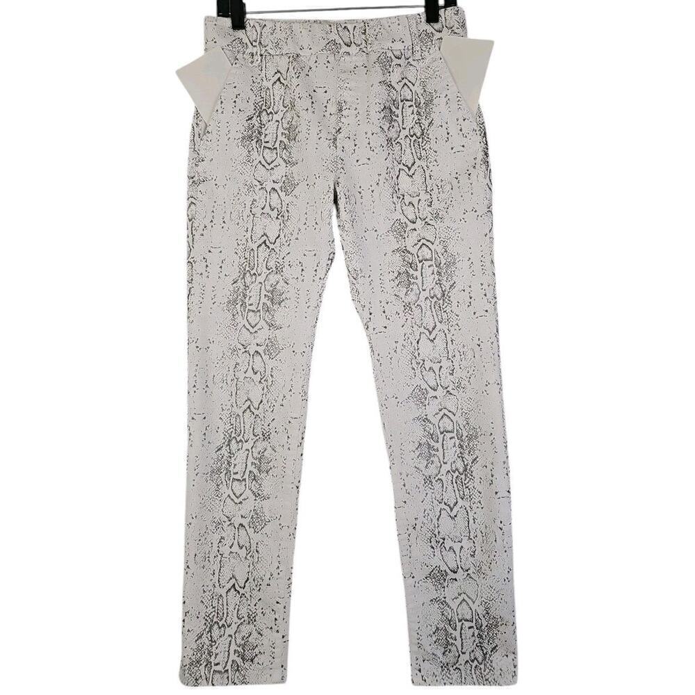 Flog ~Woman Size 29~ White Silver Animal Print Pull On Pants Stretch. - Picture 10 of 12